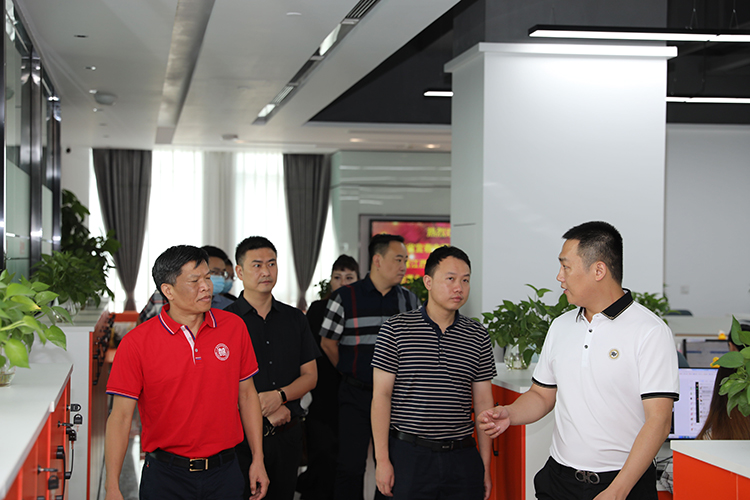 华体会体育·（中国）官方登录入口人力集团